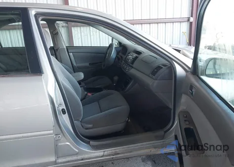 2005 Toyota Camry Le V6 from USA, damaged, VIN 4T1BF32KX5U609132